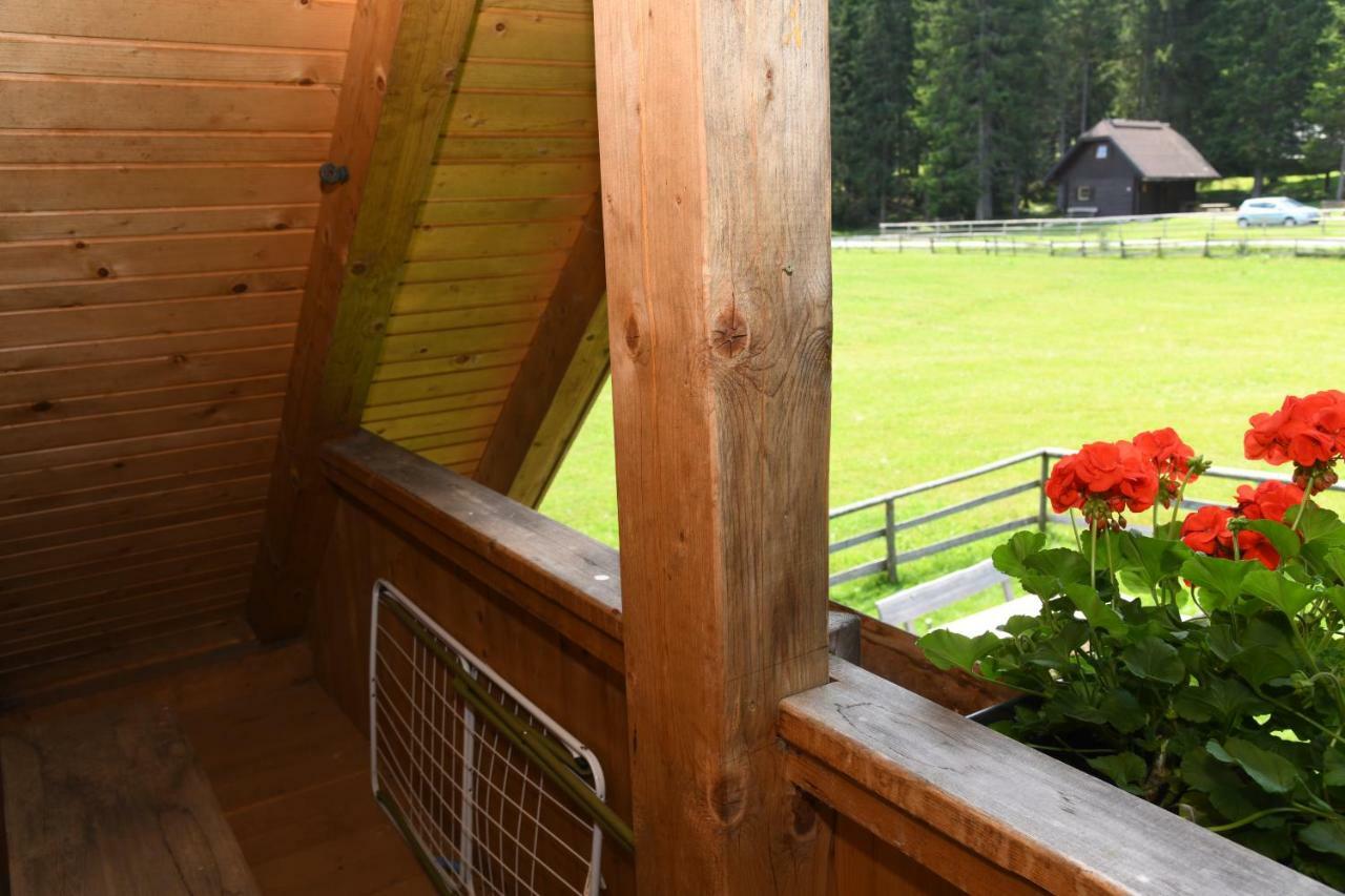 Villa Pocitniska Hisa Jurcek Pokljuka Goreljek Exterior foto